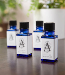 こんな時代だからこそおすすめしたいアロマオイル『AROMA HOLIC』